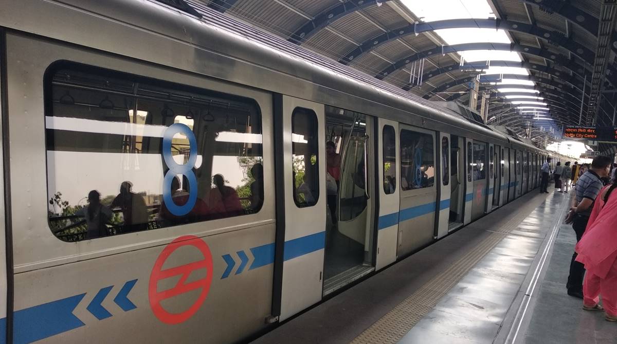तकनीकी खराबी के कारण दिल्‍ली मेट्रो की ब्‍लू लाइन सेवा रही प्रभावित, दो घंटे परेशान हुए यात्री