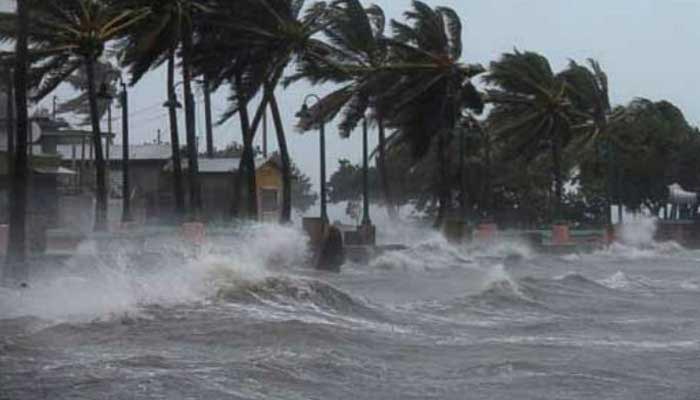चक्रवाती तूफान यास से समुद्र में 4 फीट ऊंची लहरें उठने का खतरा, बंगाल-ओडिशा में देगा दस्तक