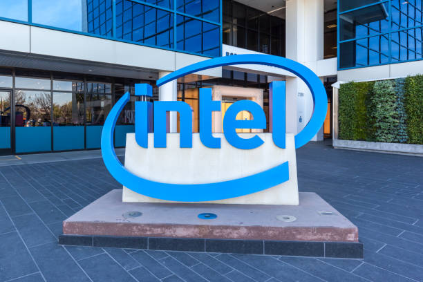 Exclusive-Intel Weighs Boost To Investment In Vietnam Chip Packaging Plant -Sources