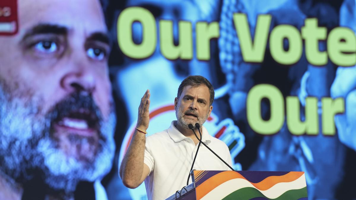 Rahul Gandhi Accuses EC of Shielding BJP in ‘Vote Chori’ | Bihar Yatra 2025